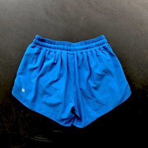 Women’s Lululemon Hotty Hot Long shorts
